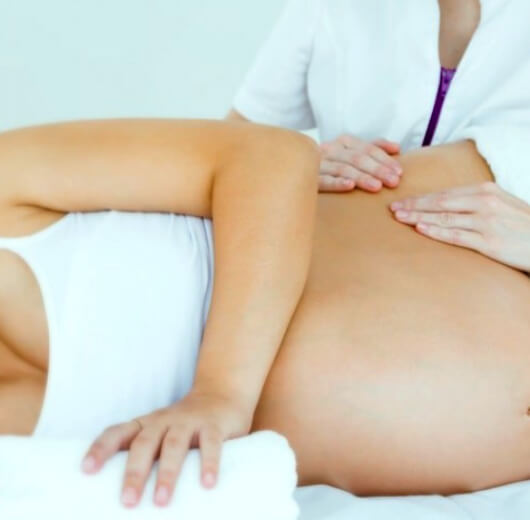 Indicações da massagem para gestantes e puérperas:
